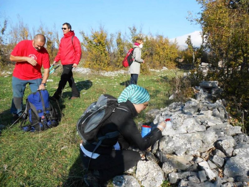 Markiranje staze od Izvora Cetine do Glavaša